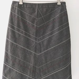 Grey pencil skirt with pink stitching